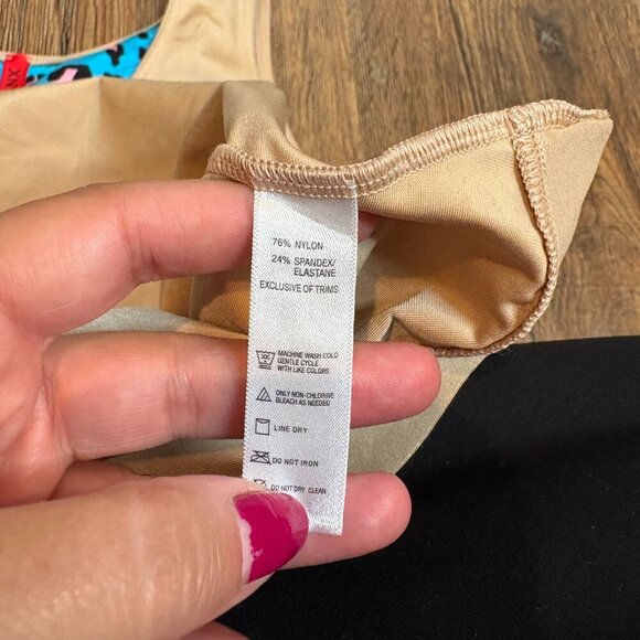 Spanx Slimplicity Slimming Essentials Scoop-Neck Camisole - Picture 3 of 4